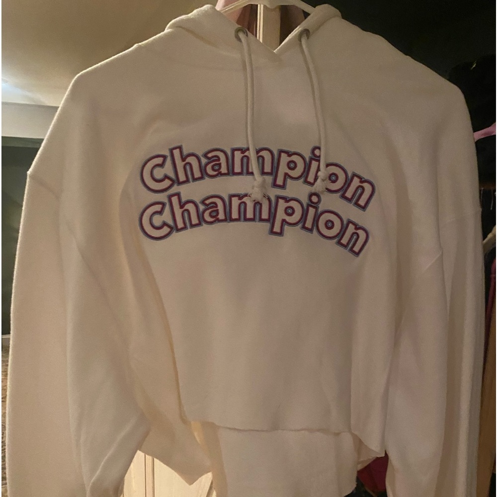 Woman’s Champion Crop Top XL
